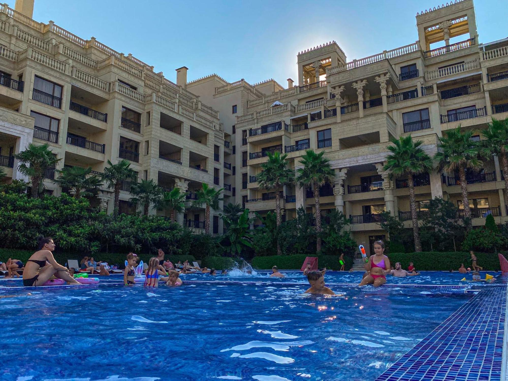 Argisht Partez Hotel All Inclusive And Beach ゴールデンサンド エクステリア 写真