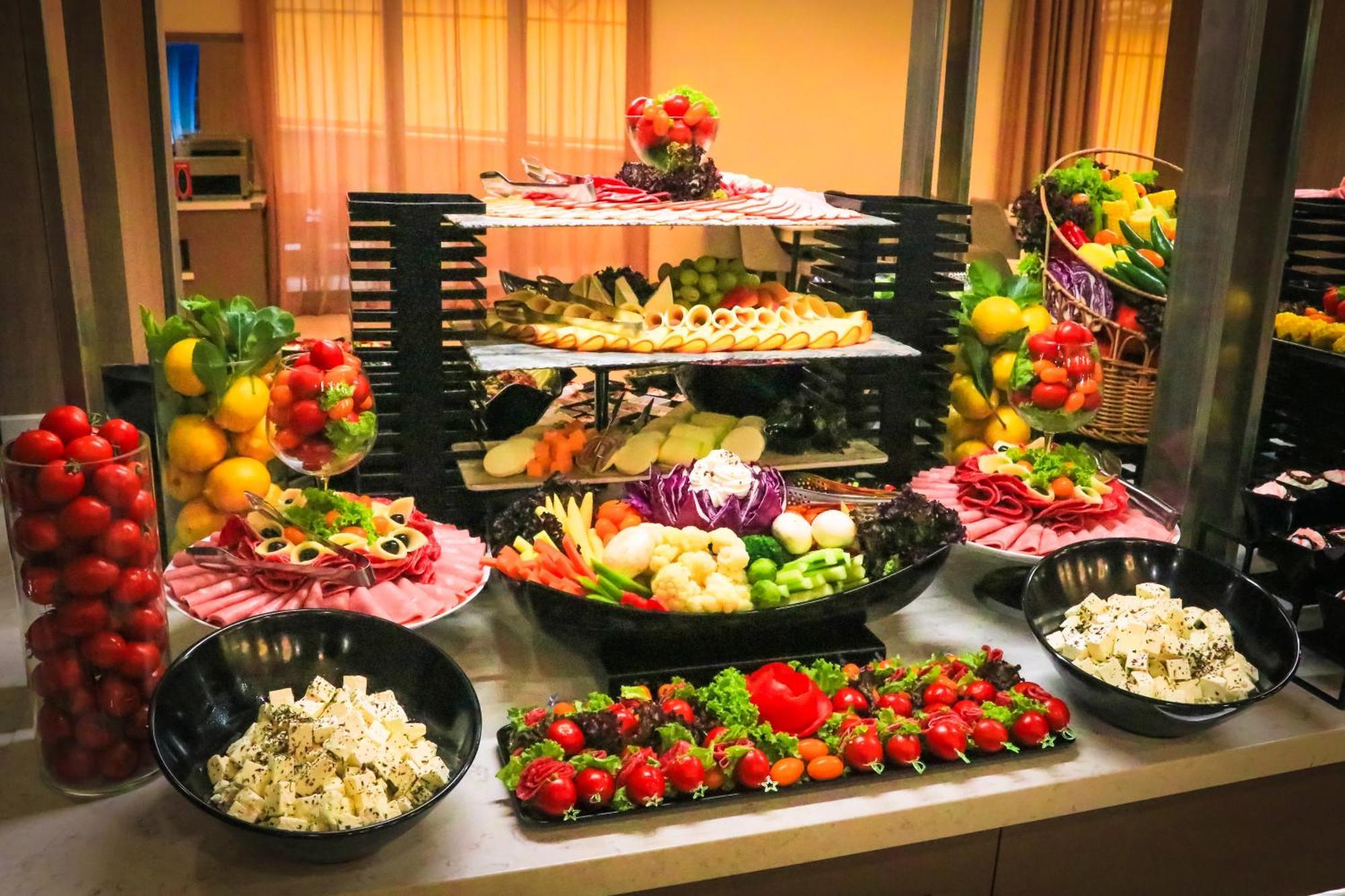 Argisht Partez Hotel All Inclusive And Beach ゴールデンサンド エクステリア 写真
