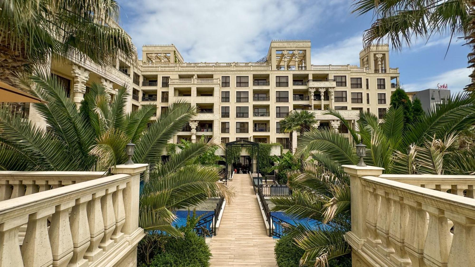 Argisht Partez Hotel All Inclusive And Beach ゴールデンサンド エクステリア 写真
